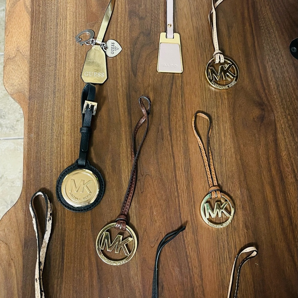 Michael Kors purse charms - Picture 3 of 12